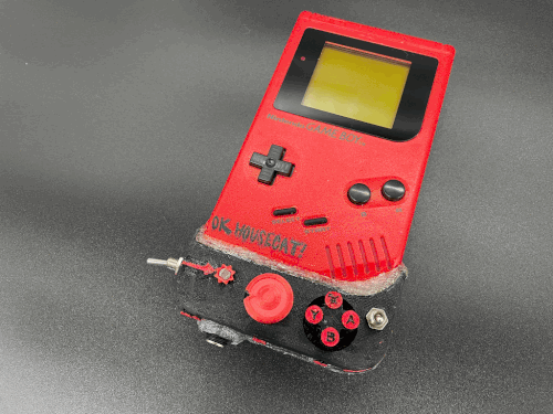 play+it+loud+gameboy+